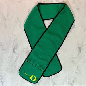 EUC 180s Oregon Ducks Unisex Fleece Scarf with Zip Storage Pocket